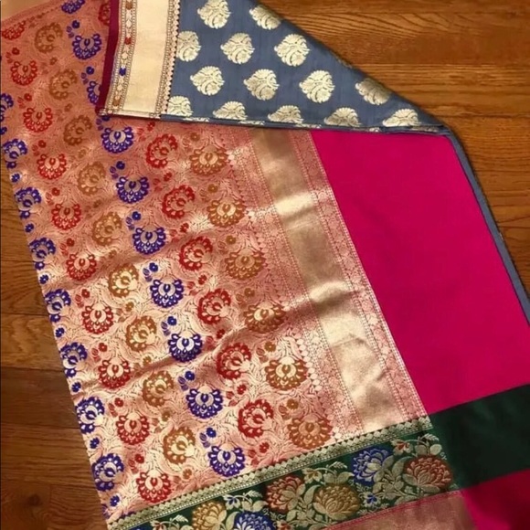 Gorgeous  Katan Semi Silk  Sari With Blouse - Picture 3 of 7